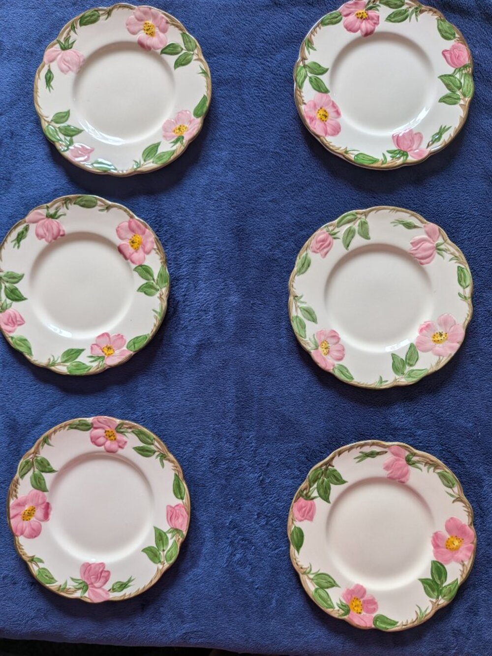 6 Vintage Desert Rose Small salad plates - USA  6.25 inches